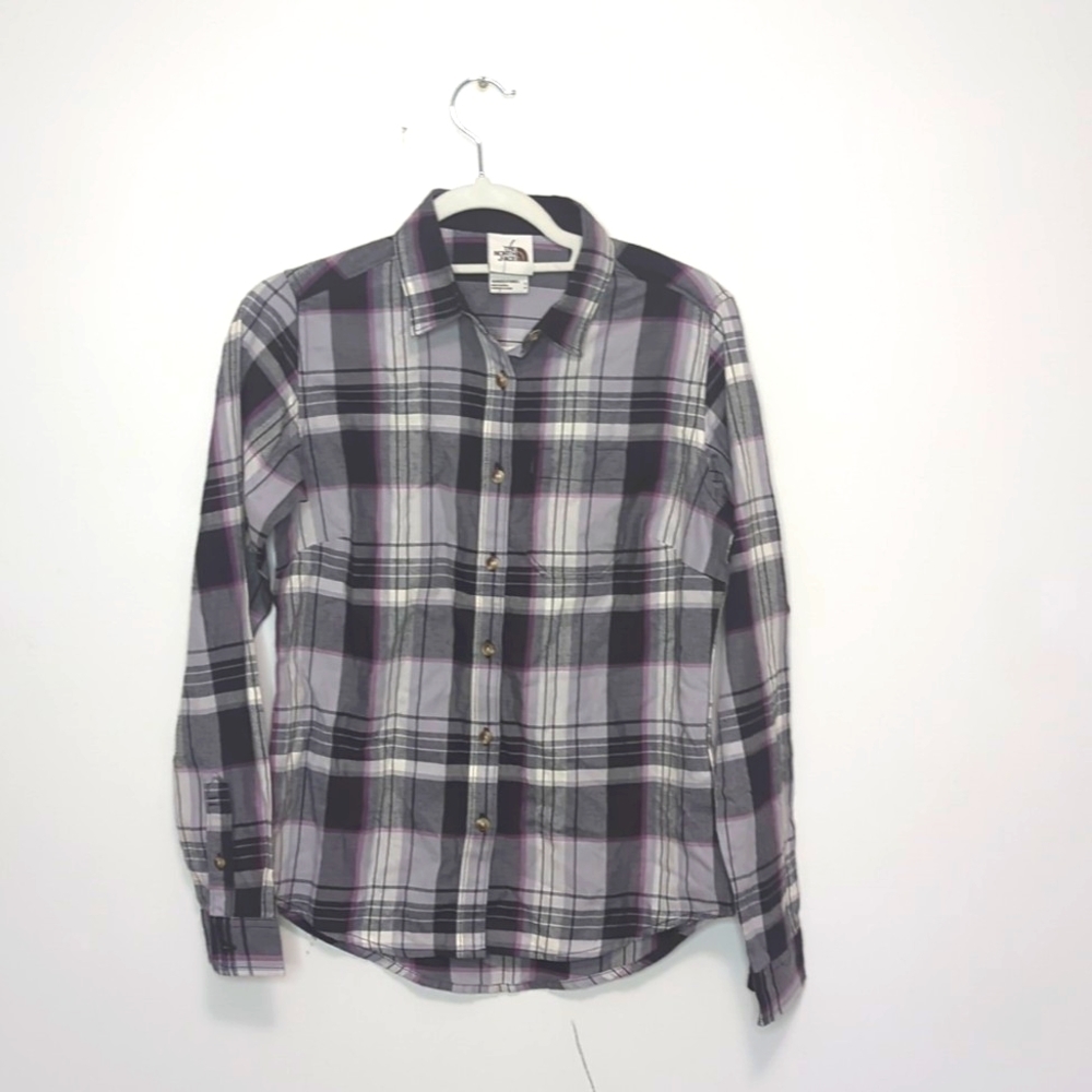 ✨NWOT Women's North face plaid shirt✨